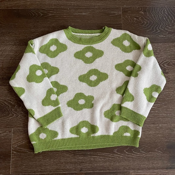 yesstyle floral sweater - Picture 1 of 2